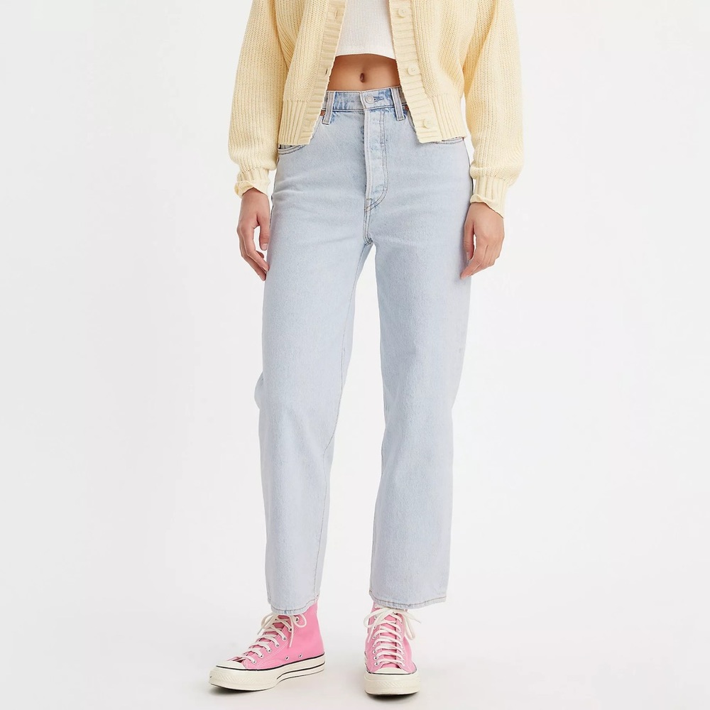 LEVI’S RIBCAGE STRAIGHT ANKLE JEANS light blue